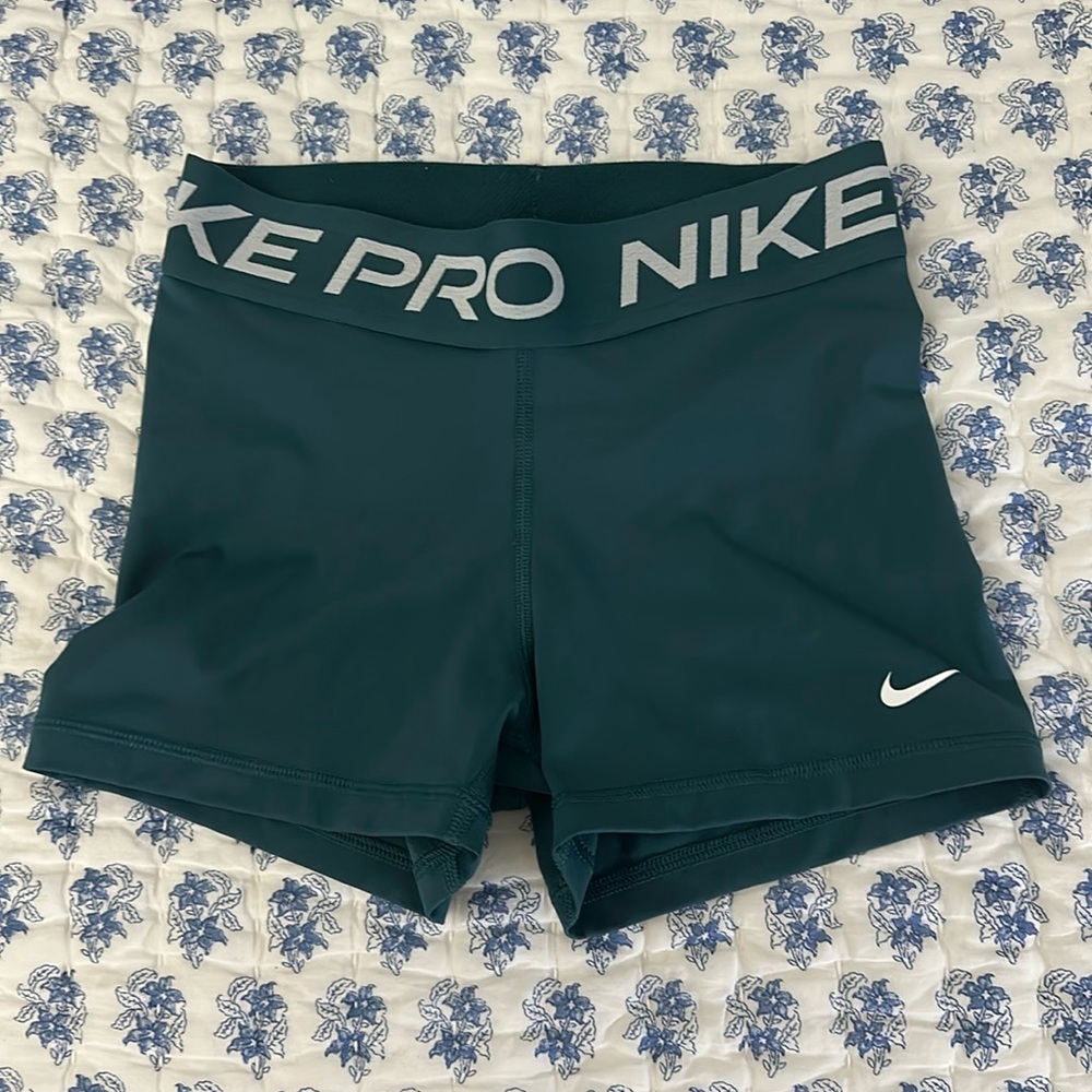Nike Pro’s